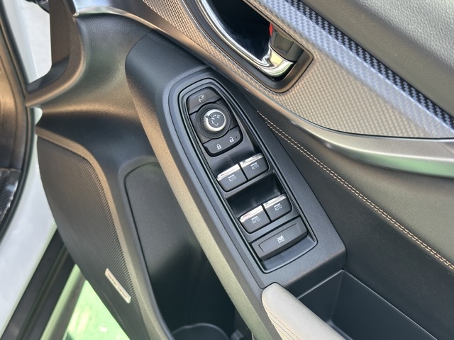 レヴォーグ(スバル)中古車 12