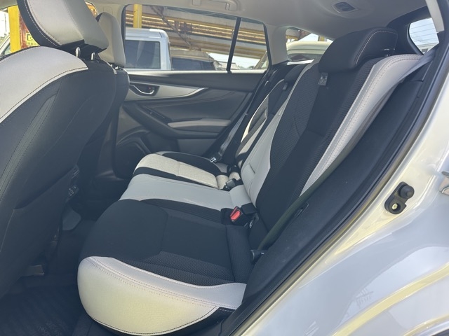レヴォーグ(スバル)中古車 7