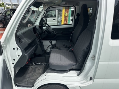 キャリートラック(スズキ)中古車 前席内装