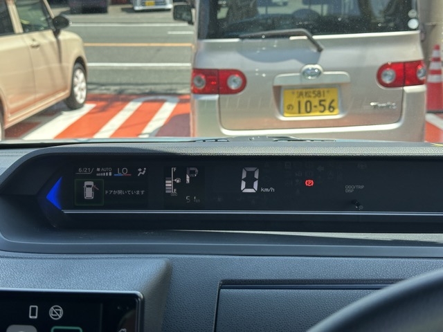 タント(ダイハツ)届出済未使用車 22
