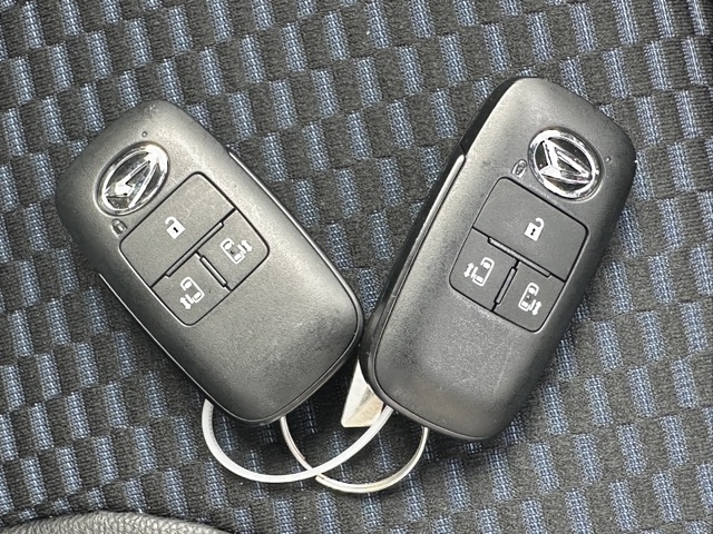 タント(ダイハツ)中古車 25
