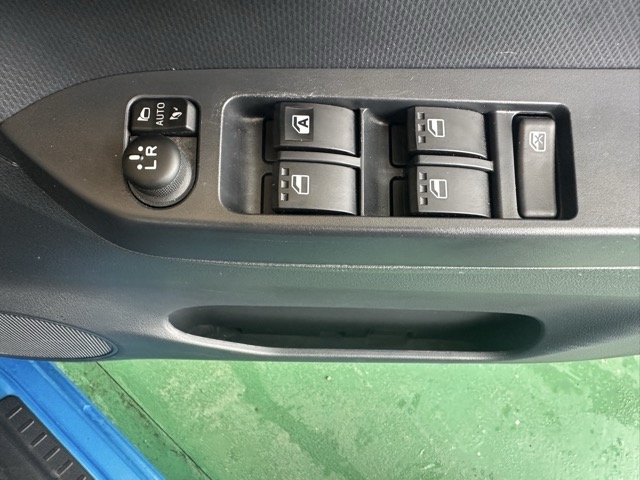 ミライース(ダイハツ)中古車 12