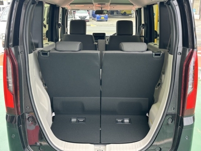 新型N-BOX(ホンダ)届出済未使用車 内外装写真他２