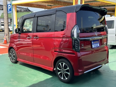N-BOXカスタム(ホンダ)中古車 後方