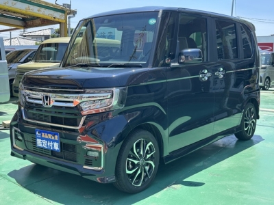 N-BOXカスタム(ホンダ)中古車 前方