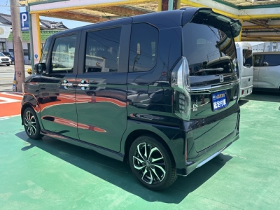 N-BOXカスタム(ホンダ)中古車 後方