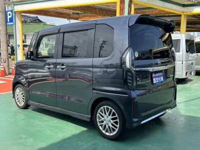 N-BOXカスタム(ホンダ)レンタＵＰ 後方