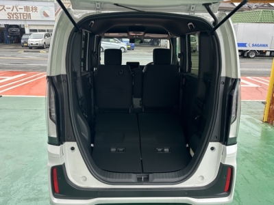 新型N-BOX(ホンダ)届出済未使用車 内外装写真他２
