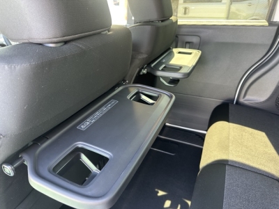 新型N-BOX(ホンダ)届出済未使用車 内外装写真他１