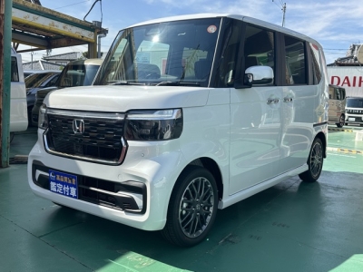 新型N-BOX(ホンダ)届出済未使用車 前方