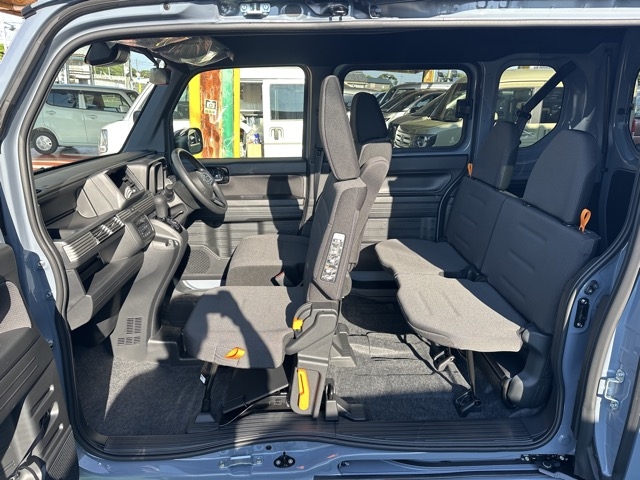 N-VAN(ホンダ)届出済未使用車 4