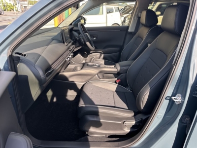 ZR-V(ホンダ)中古車 前席内装