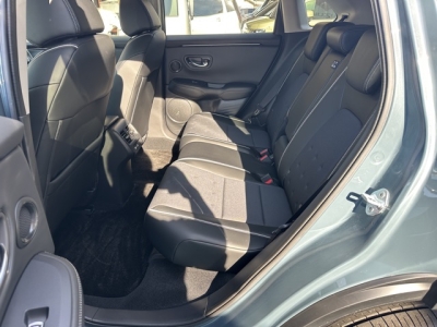 ZR-V(ホンダ)中古車 後席内装