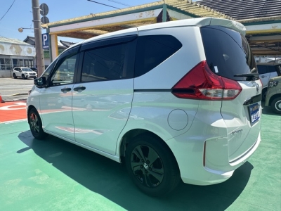 フリード(ホンダ)中古車 後方