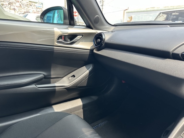 ロードスター(マツダ)中古車 14