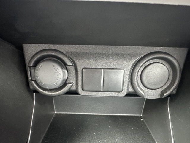 スイフト(スズキ)中古車 14