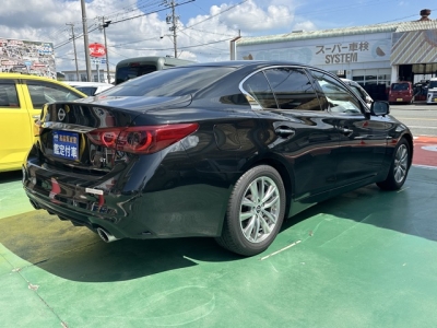 スカイライン(ニッサン)中古車 内外装写真他２