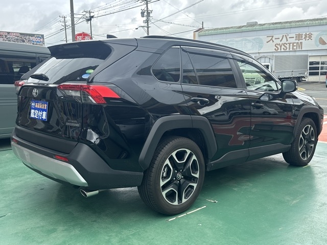ＲＡＶ４(トヨタ)中古車 9