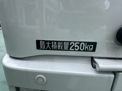 アトレー(ダイハツ)届出済未使用車 内外装写真他２