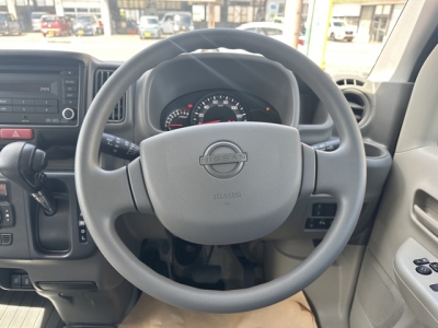 NV１００クリッパー(ニッサン)中古車 内外装写真