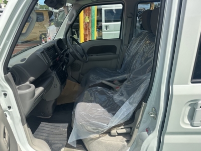エブリイバンのOEM(スズキ)中古車 前席内装