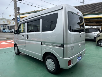 NV１００クリッパー(ニッサン)中古車 後方