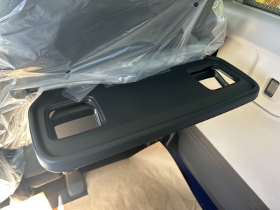 新型N-BOX(ホンダ)届出済未使用車 内外装写真他１