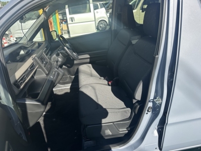 ワゴンR(スズキ)中古車 前席内装