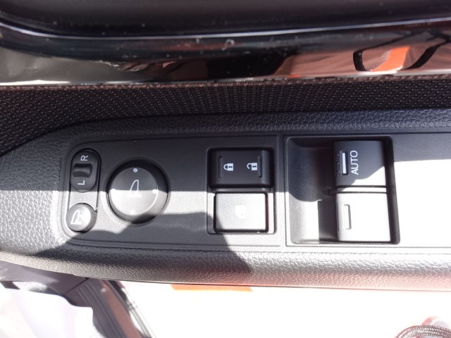 N-VAN(ホンダ)新車見本展示無 13
