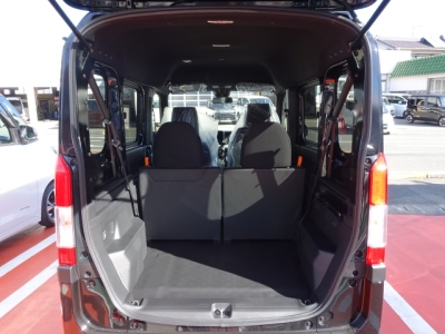 N-VAN(ホンダ)新車見本展示無 内外装写真他１