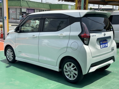 デイズ(ニッサン)中古車 後方