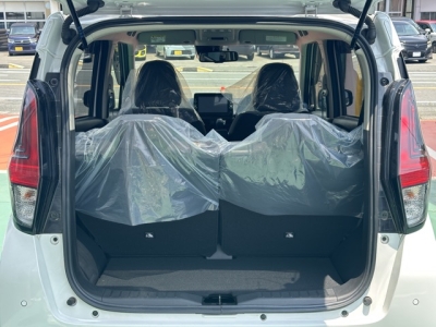 デイズ(ニッサン)中古車 内外装写真他１