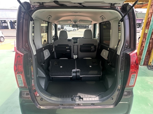 タント(ダイハツ)中古車 12