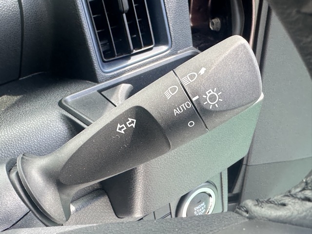 タント(ダイハツ)中古車 17