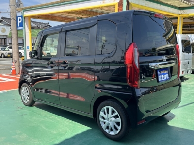 N-BOX(ホンダ)中古車 後方