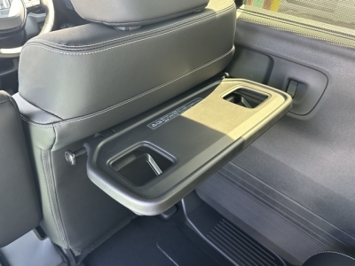 新型N-BOX(ホンダ)届出済未使用車 内外装写真他１