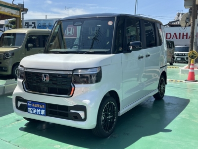 新型N-BOX(ホンダ)届出済未使用車 前方