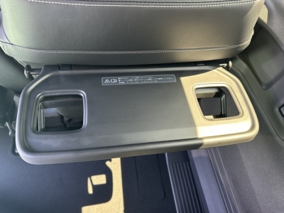 新型N-BOX(ホンダ)届出済未使用車 内外装写真他