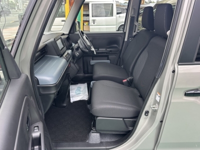 スペーシアベース(スズキ)中古車 前席内装