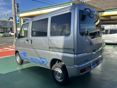 ミニキャブミーブ(三菱)中古車 後方