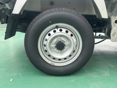 NT100クリッパー(ニッサン)レンタＵＰ 内外装写真他２