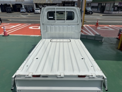 NT100クリッパー(ニッサン)届出済未使用車 内外装写真他