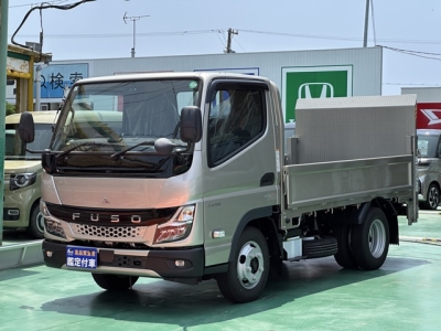 キャンター(三菱)レンタ登録済未使用車 前方