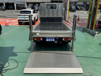 キャンター(三菱)レンタ登録済未使用車 内外装写真他１