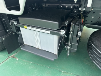 キャンター(三菱)レンタ登録済未使用車 内外装写真他１