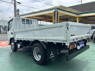 キャンター(三菱)中古車 後方