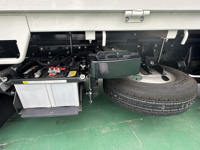 キャンター(三菱)中古車 4