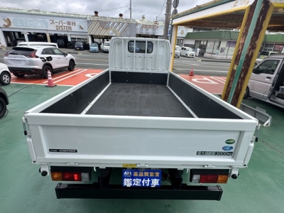 キャンター(三菱)中古車 内外装写真