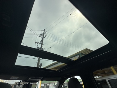 アウトランダーPHEV(三菱)レンタＵＰ 内外装写真他２