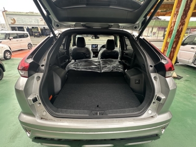 エクリプスクロスPHEV(三菱)レンタＵＰ 内外装写真他１